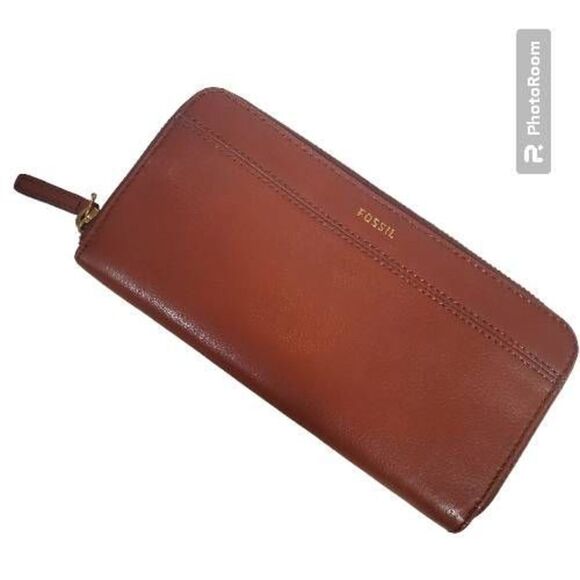 Fossil Tan Leather Wallet - faded back - Picture 1 of 16